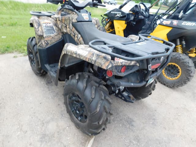 Image of Can-Am Outlander 450 equipment image 4