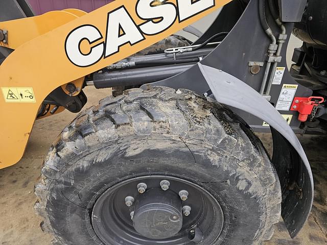 Image of Case 321F equipment image 4