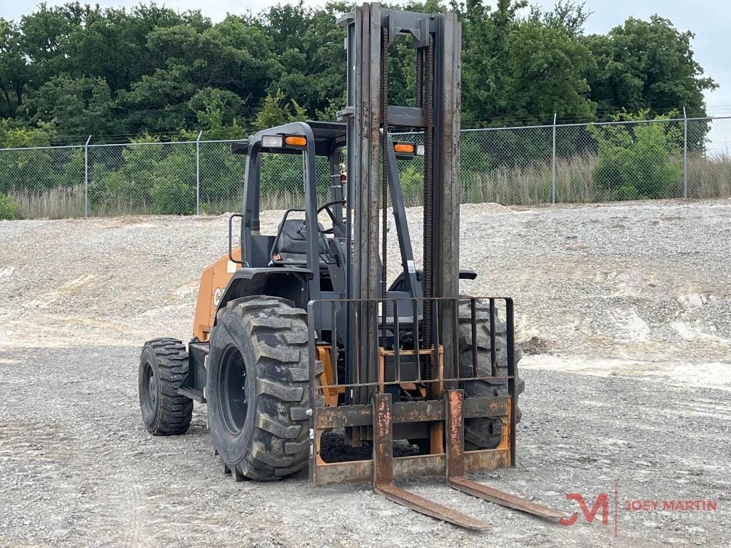 2019 Case 586H Equipment Image0