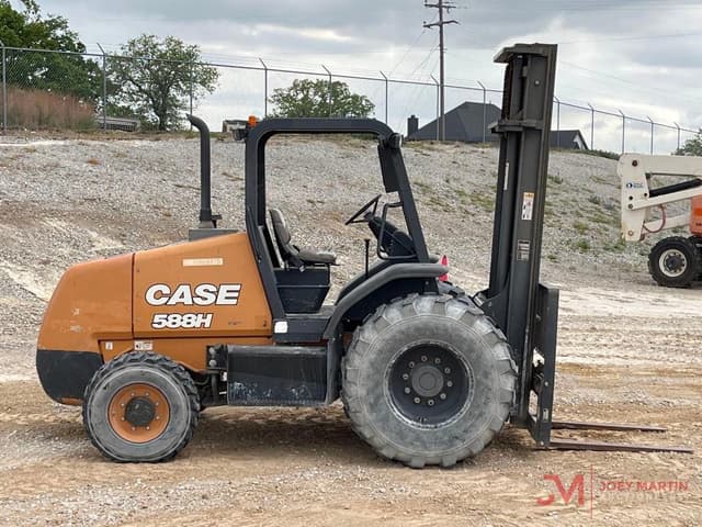 Image of Case 588H equipment image 1