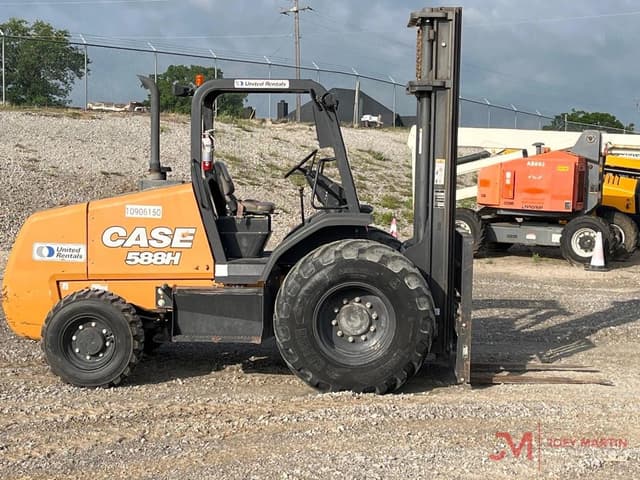 Image of Case 588H equipment image 1