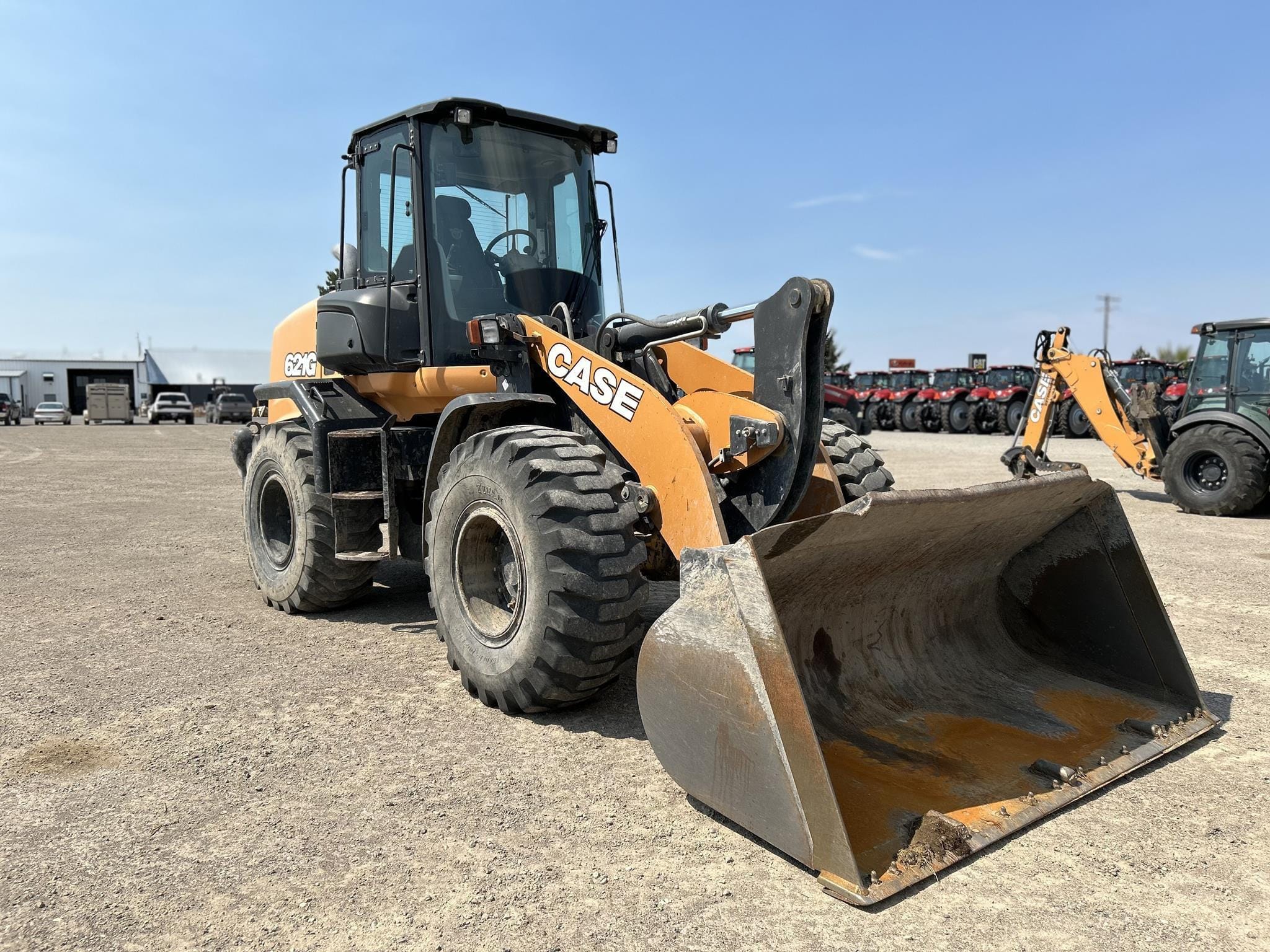 2019 Case 621G Equipment Image0
