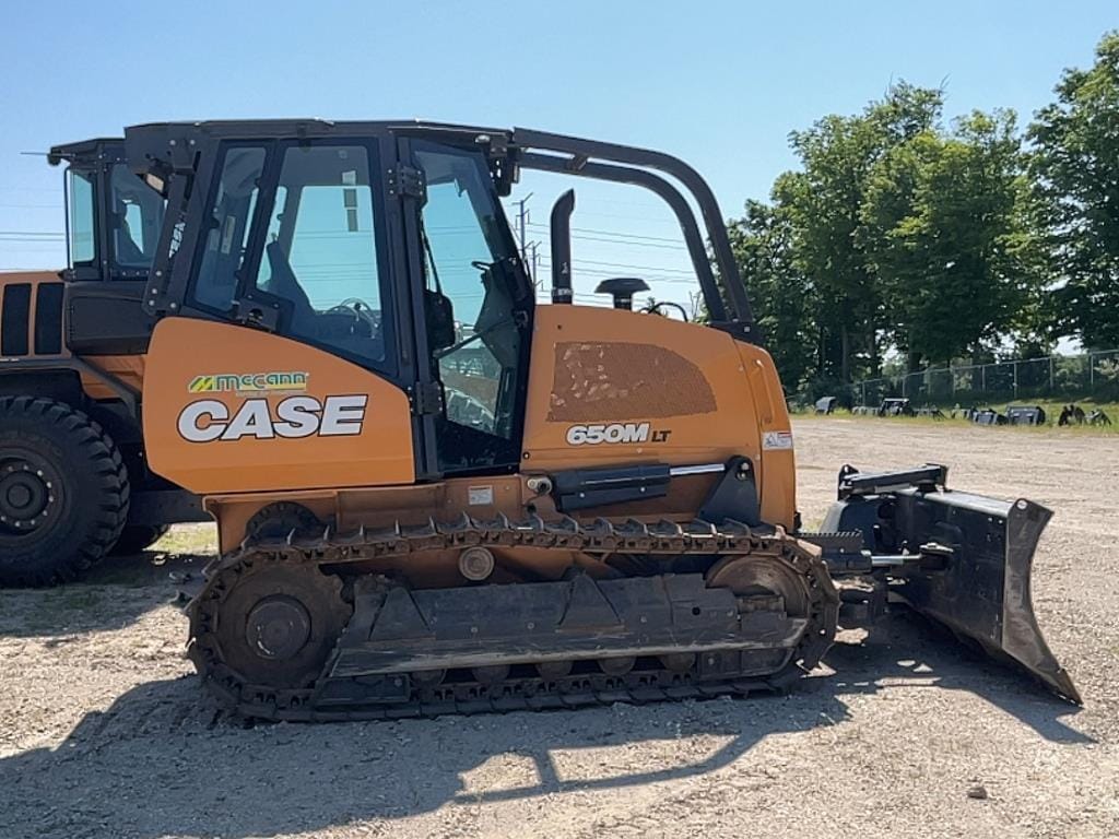 Main image Case 650M LT