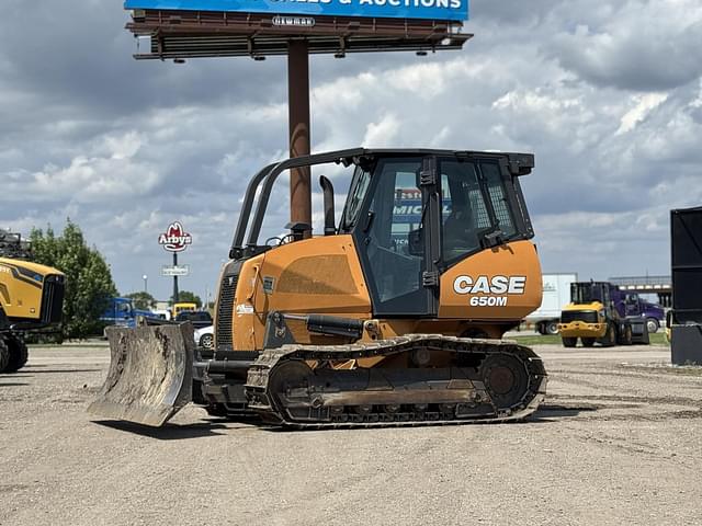 Image of Case 650M WT equipment image 2