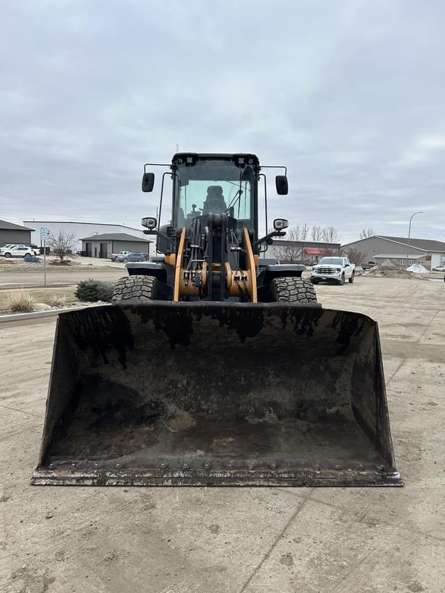 Image of Case 721G equipment image 1