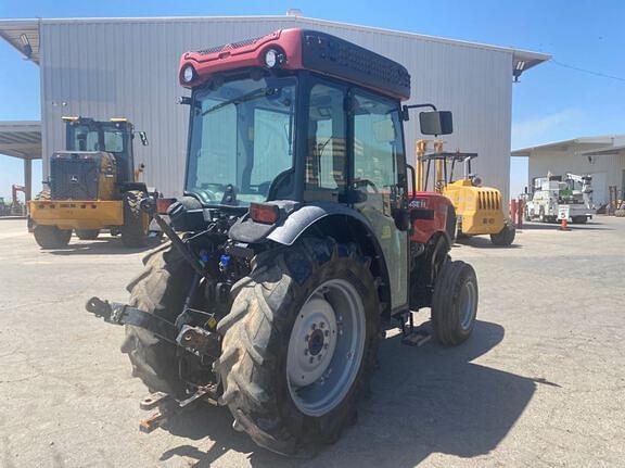 Image of Case IH Farmall 110V equipment image 4