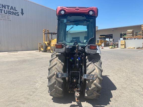 Image of Case IH Farmall 110V equipment image 3