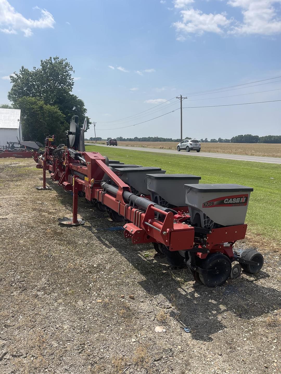 Image of Case IH 1235 Primary image