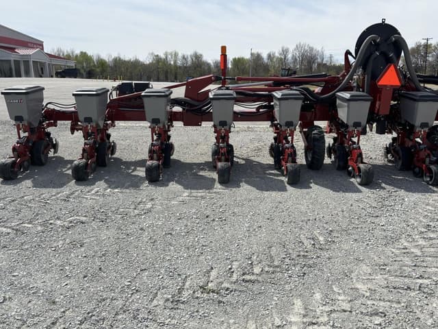 Image of Case IH 2130 equipment image 3