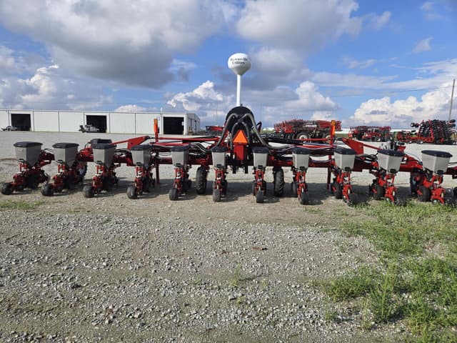 Image of Case IH 2130 equipment image 3