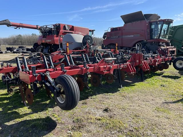 Image of Case IH 2130 equipment image 4