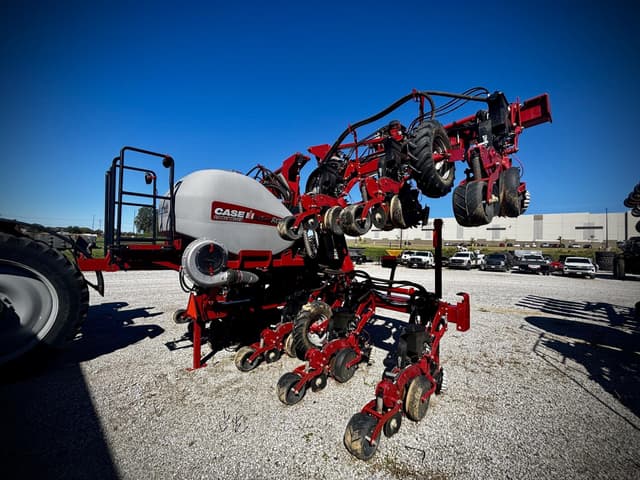 Image of Case IH 2130 equipment image 4
