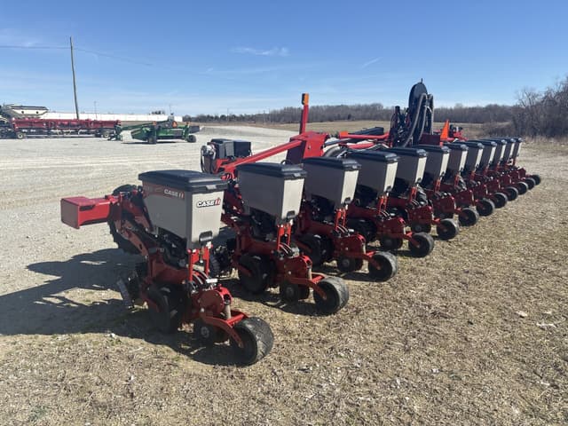 Image of Case IH 2130 equipment image 4