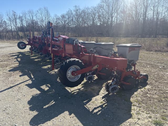 Image of Case IH 2130 equipment image 2