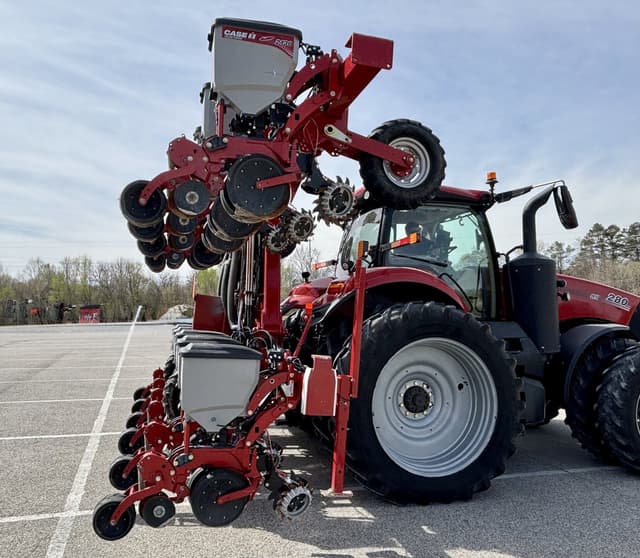 Image of Case IH 2130 equipment image 1
