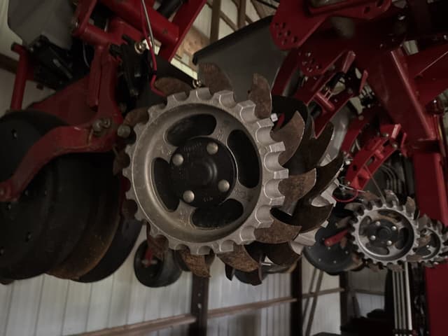 Image of Case IH 2130 equipment image 2