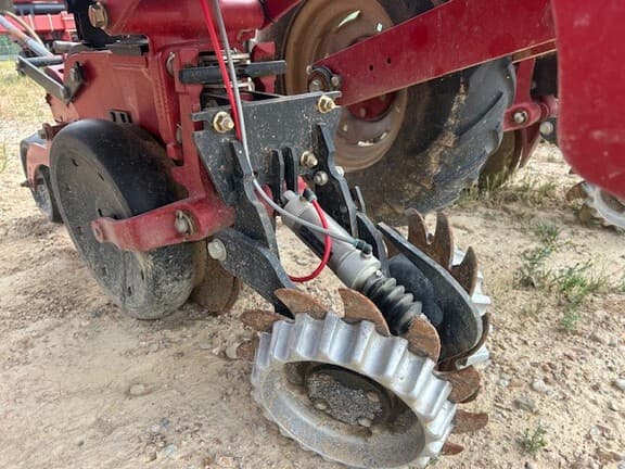 Image of Case IH 2130 equipment image 2