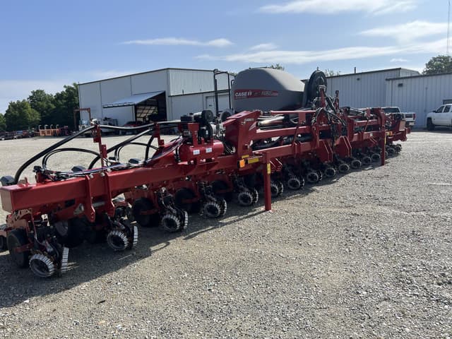 Image of Case IH 2130 equipment image 2