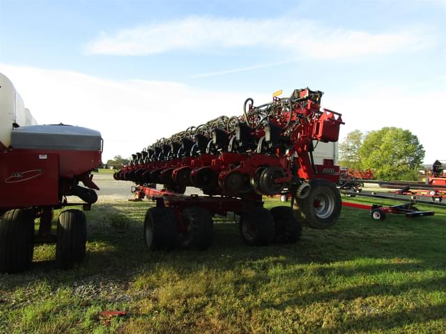 Image of Case IH 2140 equipment image 4