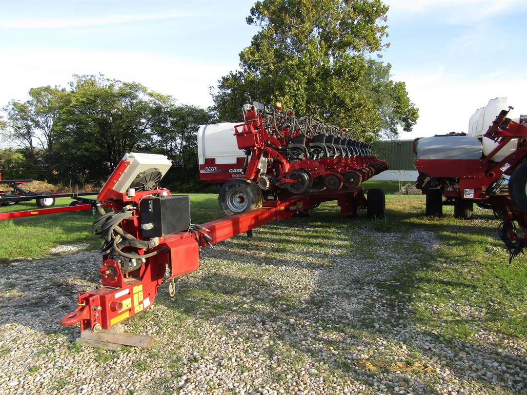 Image of Case IH 2140 Primary image
