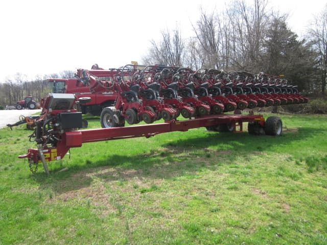 Image of Case IH 2140 equipment image 1