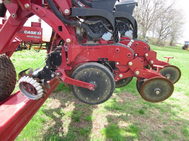 Image of Case IH 2140 equipment image 3