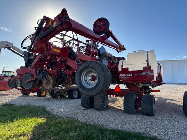 Image of Case IH 2140 equipment image 3