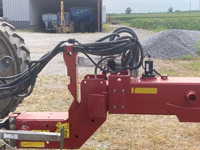 Image of Case IH 2140 equipment image 1