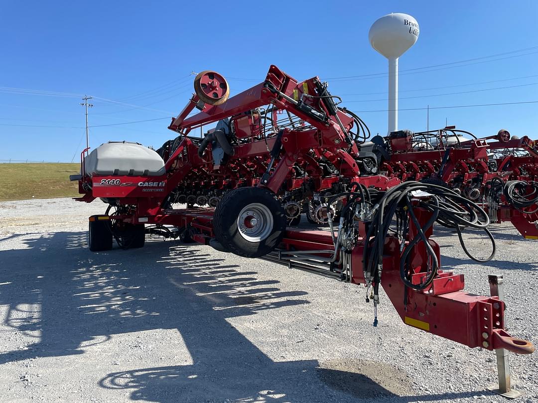 Image of Case IH 2140 Primary image