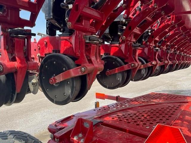 Image of Case IH 2140 equipment image 3