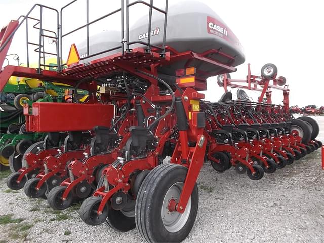 Image of Case IH 2150 equipment image 3