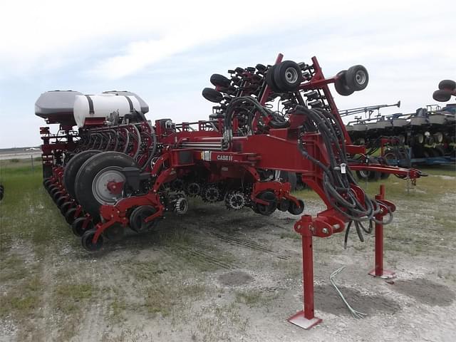 Image of Case IH 2150 equipment image 2