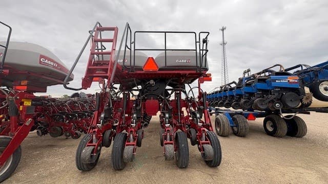 Image of Case IH 2150 equipment image 2