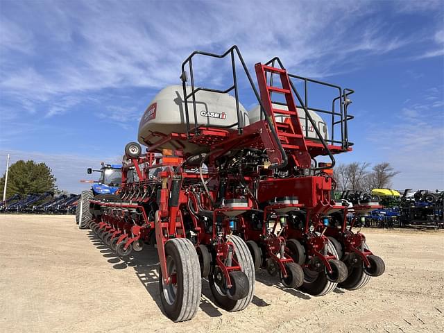 Image of Case IH 2150 equipment image 3