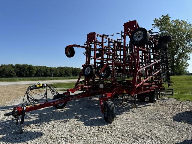 Image of Case IH Tigermate 255 equipment image 1