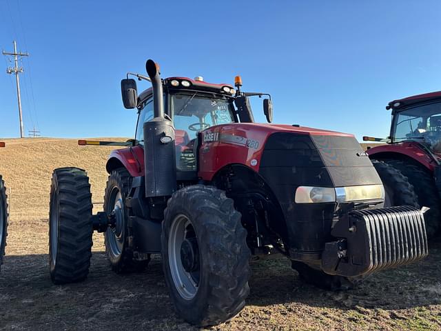 Image of Case IH Magnum 280 equipment image 3