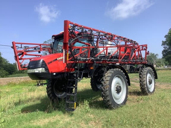 Main image Case IH Patriot 3340