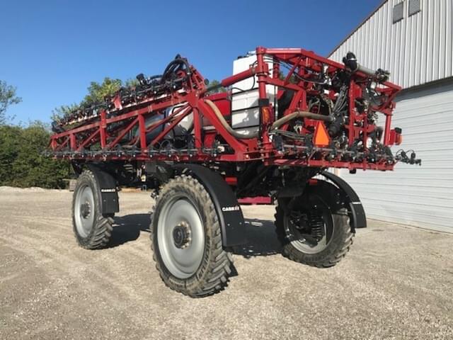 Image of Case IH Patriot 3340 equipment image 1