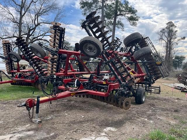 Image of Case IH 335VT equipment image 1