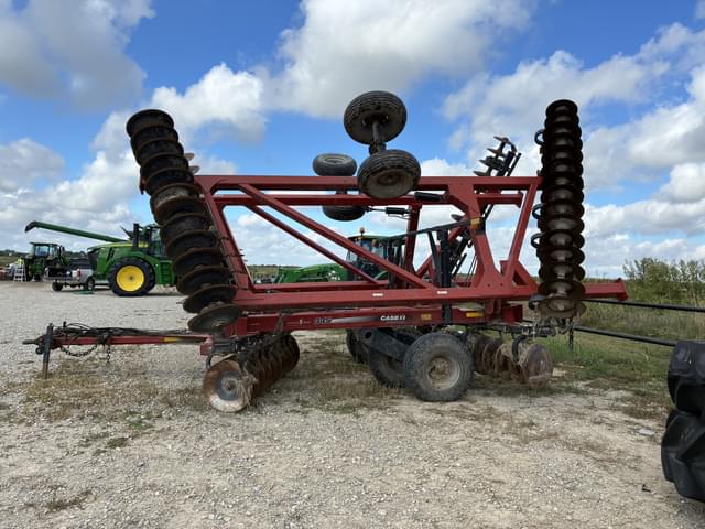 Image of Case IH 345 equipment image 1