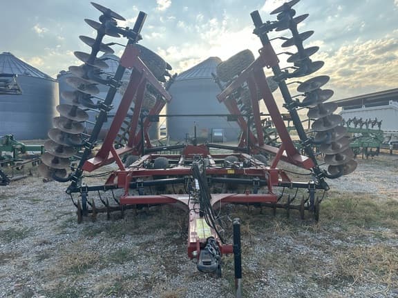 Image of Case IH 345 Primary image