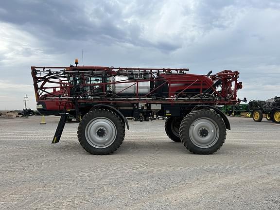 Image of Case IH Patriot 4440 equipment image 1