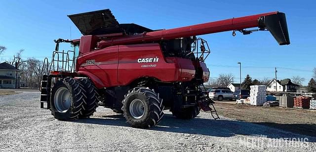 Image of Case IH 7250 equipment image 2