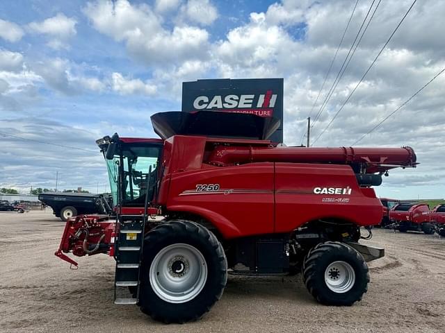 Image of Case IH 7250 equipment image 1