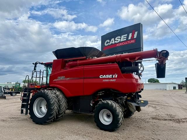 Image of Case IH 7250 equipment image 2