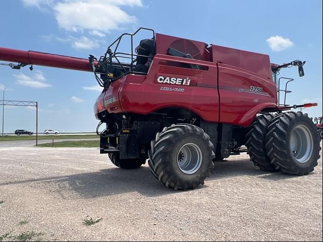 Image of Case IH 7250 equipment image 3