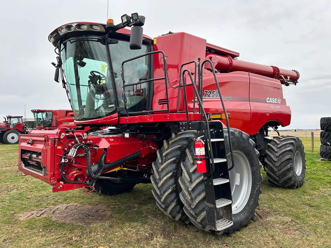 Image of Case IH 7250 Image 0