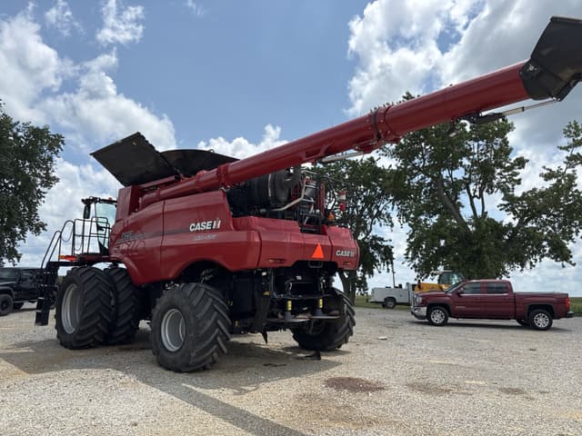 Image of Case IH 8250 equipment image 4