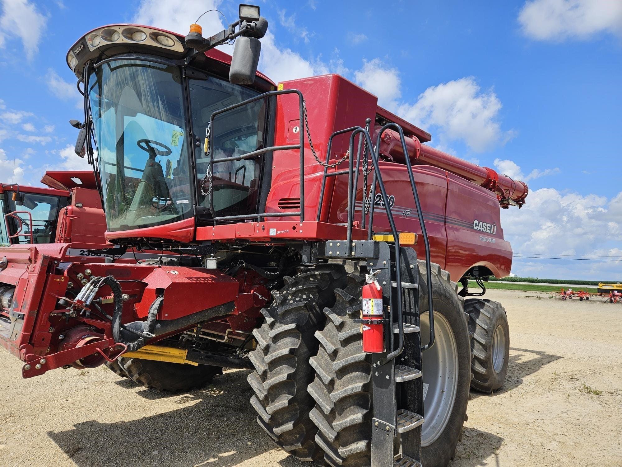 2019 Case IH 8250 Equipment Image0