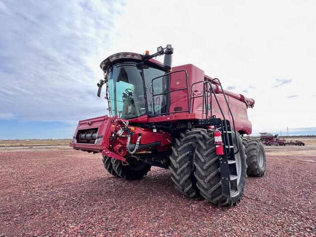 Image of Case IH 8250 equipment image 1